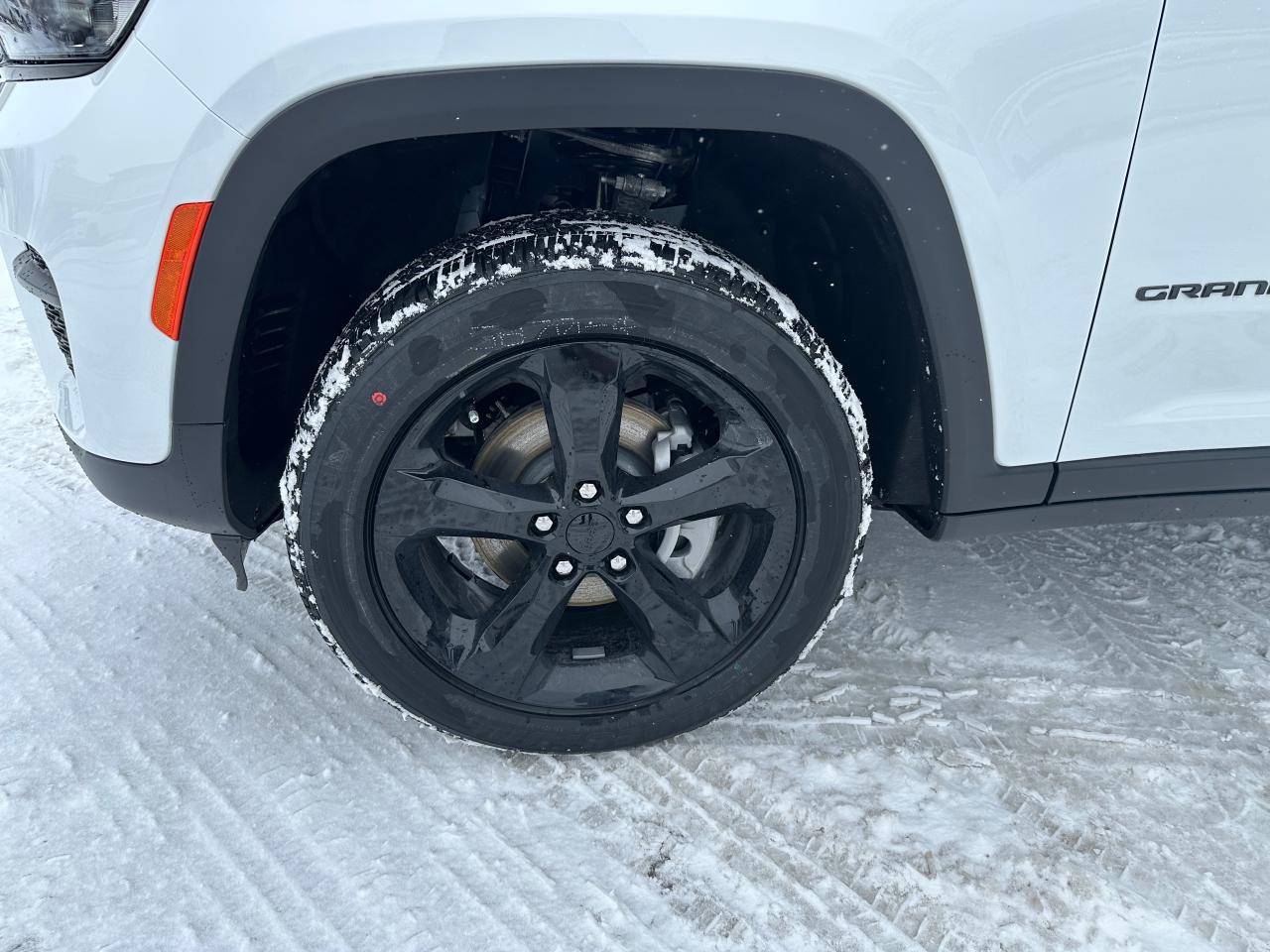 2025 Jeep Grand Cherokee Altitude Photo