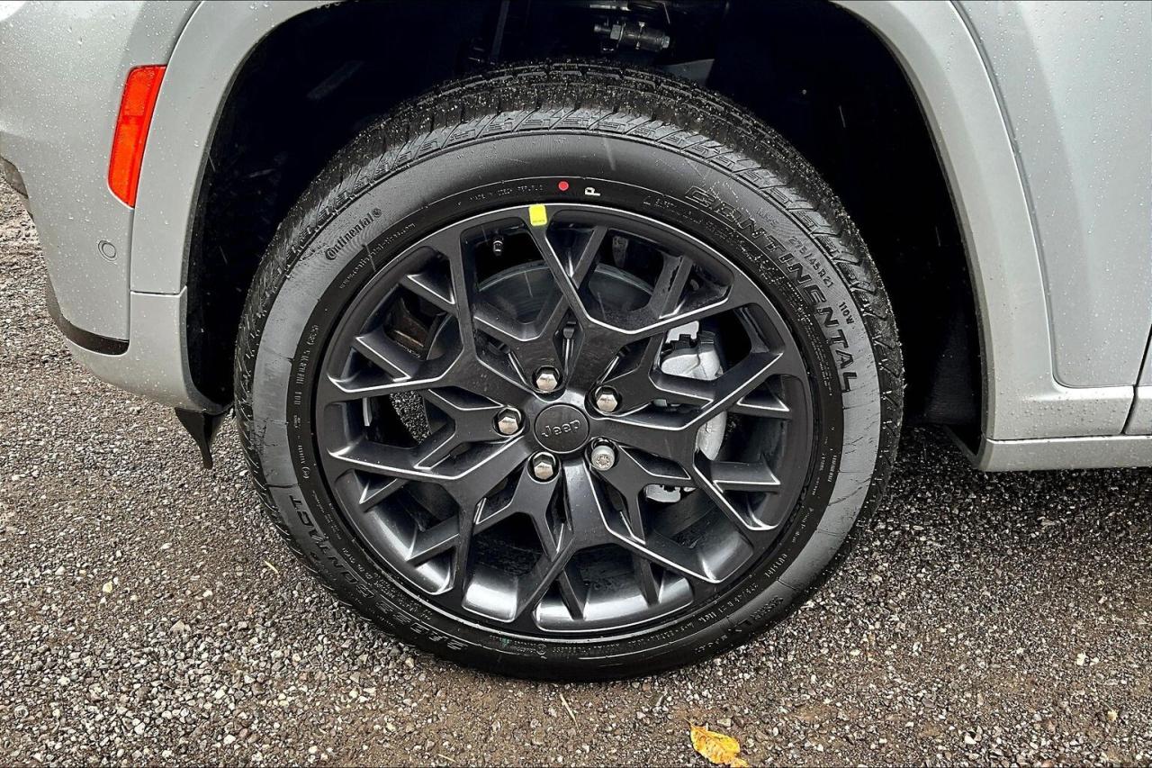 2025 Jeep Grand Cherokee SUMMIT RESERVE | High Altitude | Adv Protech | 4X4 Photo