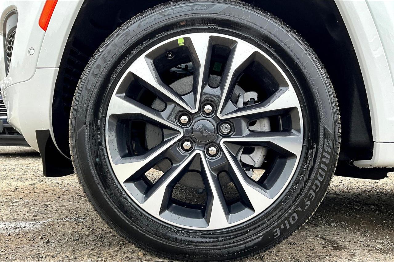 2025 Jeep Grand Cherokee L OVERLAND | Lux Tech 4 | Tow Pkg | 19-Speakers Photo