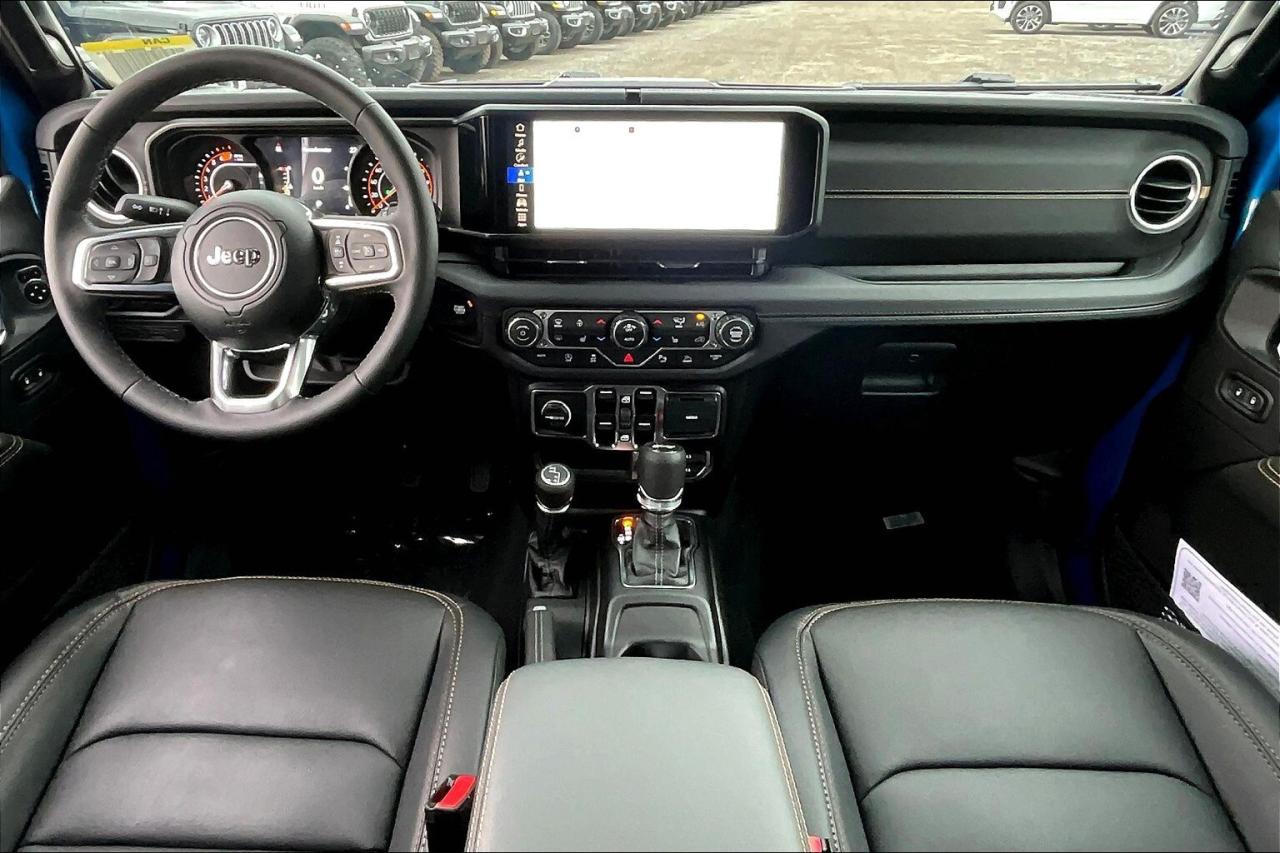 2026 Jeep Wrangler SAHARA 4DR | Sky-Top | Leather | 18" Alloys | Nav Photo