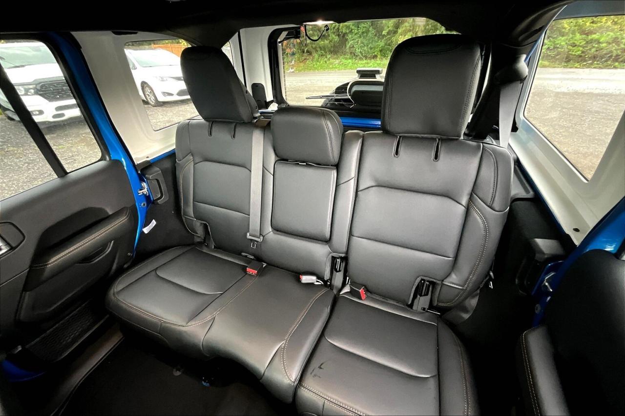 2026 Jeep Wrangler SAHARA 4DR | Sky-Top | Leather | 18" Alloys | Nav Photo