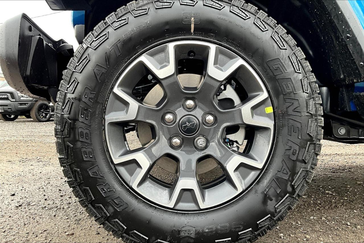 2026 Jeep Wrangler SAHARA 4DR | Sky-Top | Leather | 18" Alloys | Nav Photo