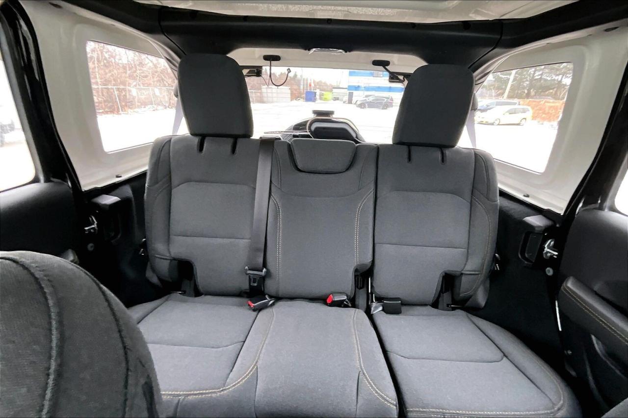 2026 Jeep Wrangler SAHARA 4DR | Painted Hardtop | 12" Touchscreen Photo