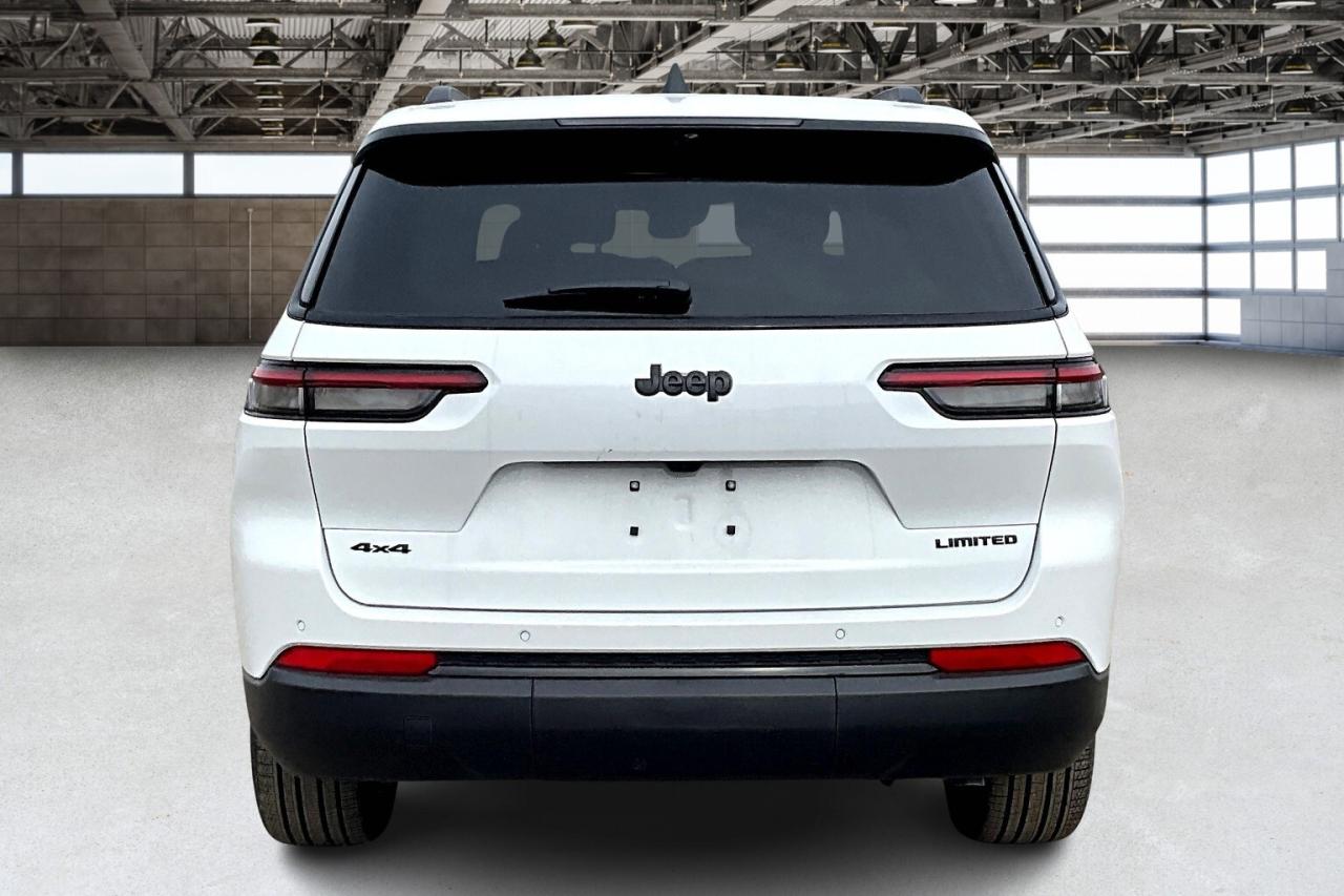 2025 Jeep Grand Cherokee L LIMITED | Black App Pkg | Pano Roof | LuxTech 2 Photo3