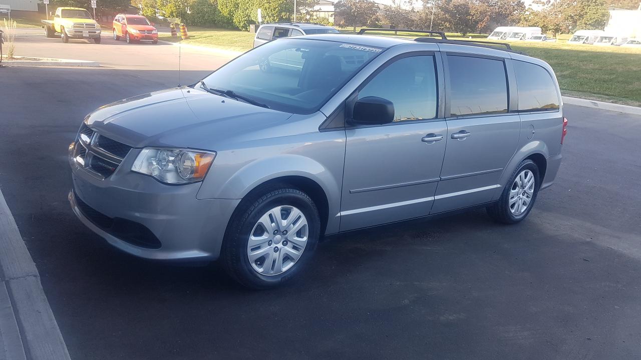 2015 Dodge Grand Caravan SXT - Photo #4