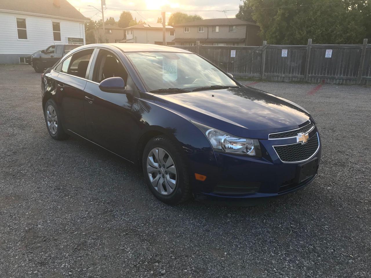 2013 Chevrolet Cruze LT - Photo #4