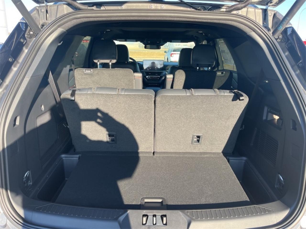 2025 Ford Explorer ST  - Cooled Seats -  Heated Seats Photo5