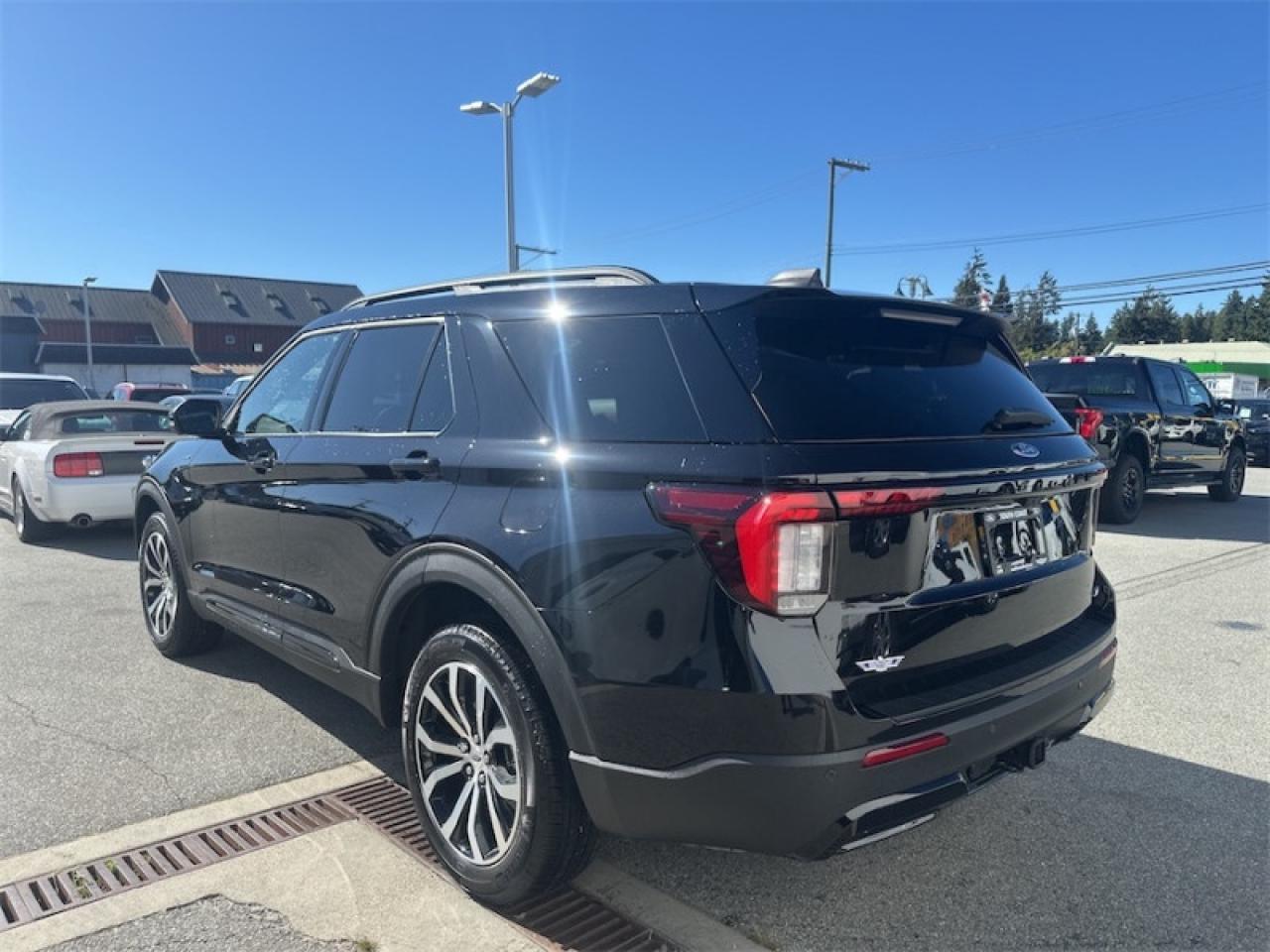 2025 Ford Explorer ST-Line  - BlueCruise -  Navigation Photo5