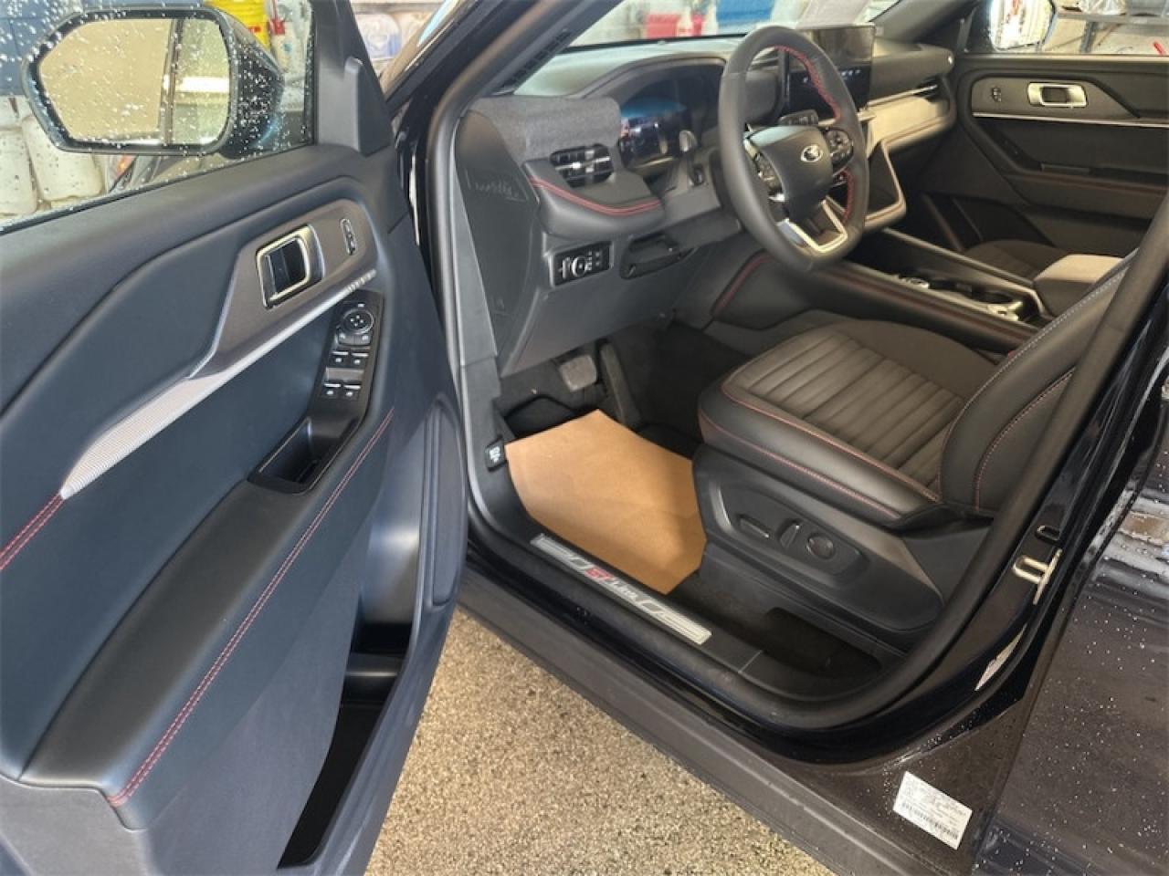 2025 Ford Explorer ST-Line  - BlueCruise -  Navigation Photo5