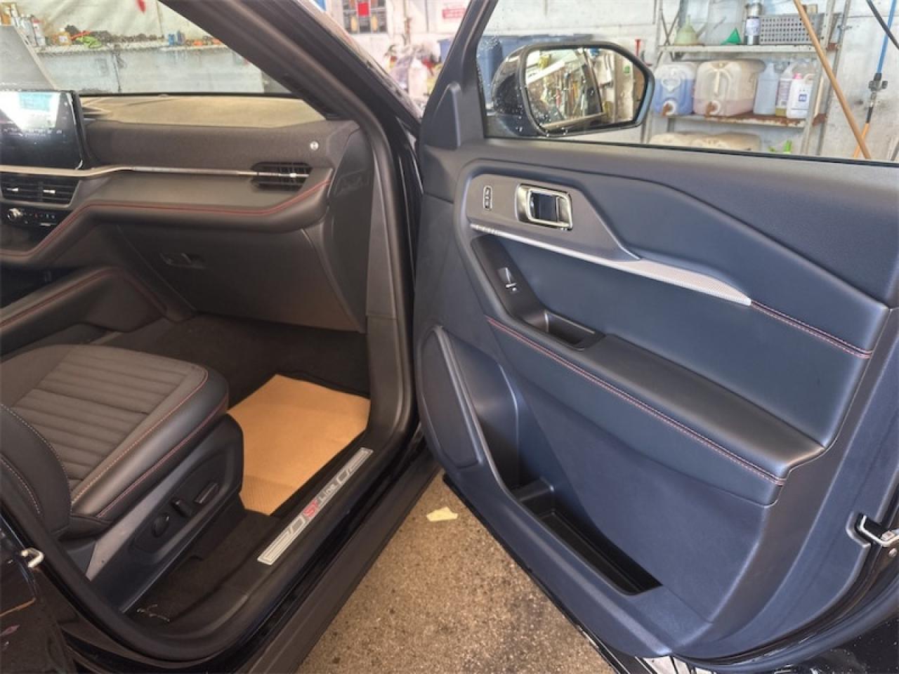2025 Ford Explorer ST-Line  - BlueCruise -  Navigation Photo5