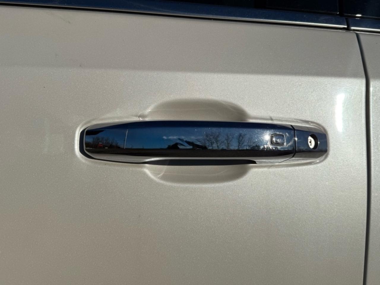 2022 GMC Sierra 1500 Limited Denali  - Navigation Photo