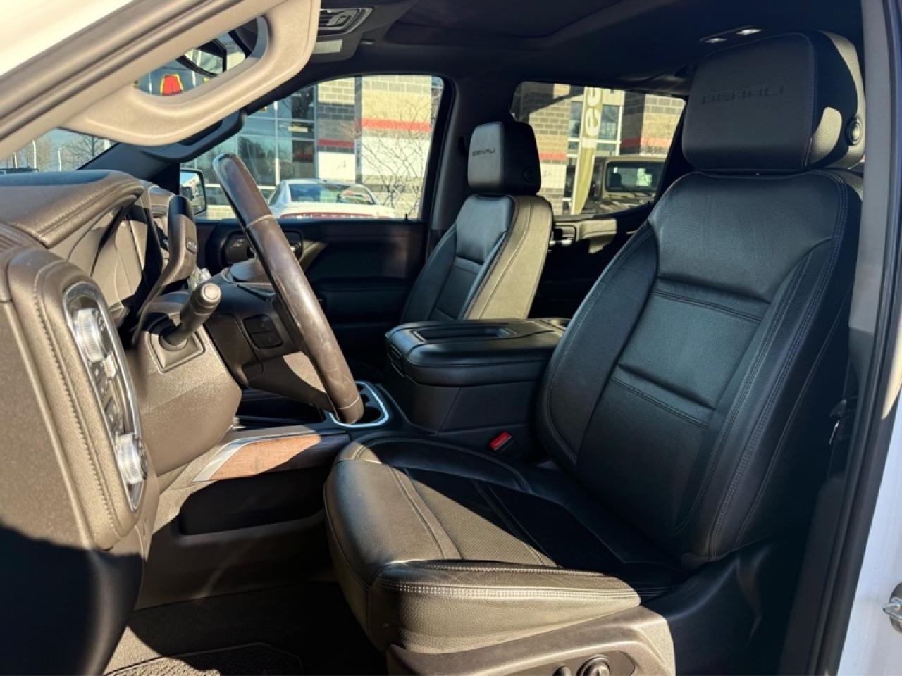 2022 GMC Sierra 1500 Limited Denali  - Navigation Photo