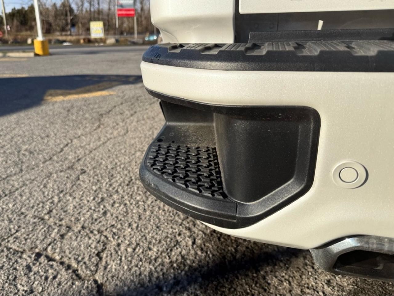 2022 GMC Sierra 1500 Limited Denali  - Navigation Photo