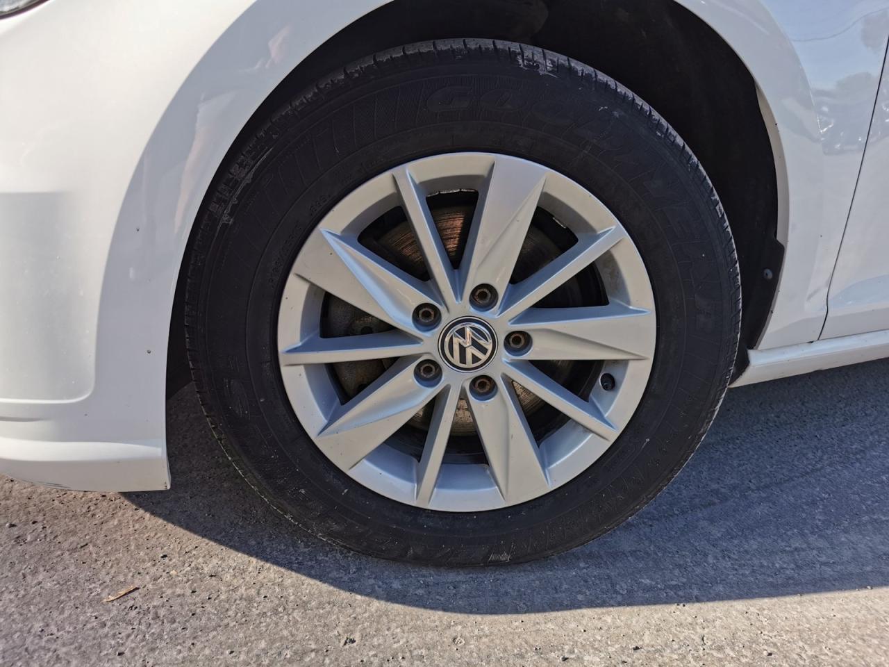 2018 Volkswagen Golf TSi  S - Photo #9