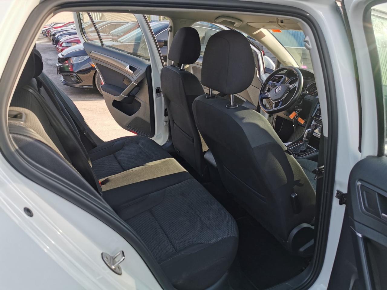 2018 Volkswagen Golf TSi  S - Photo #17