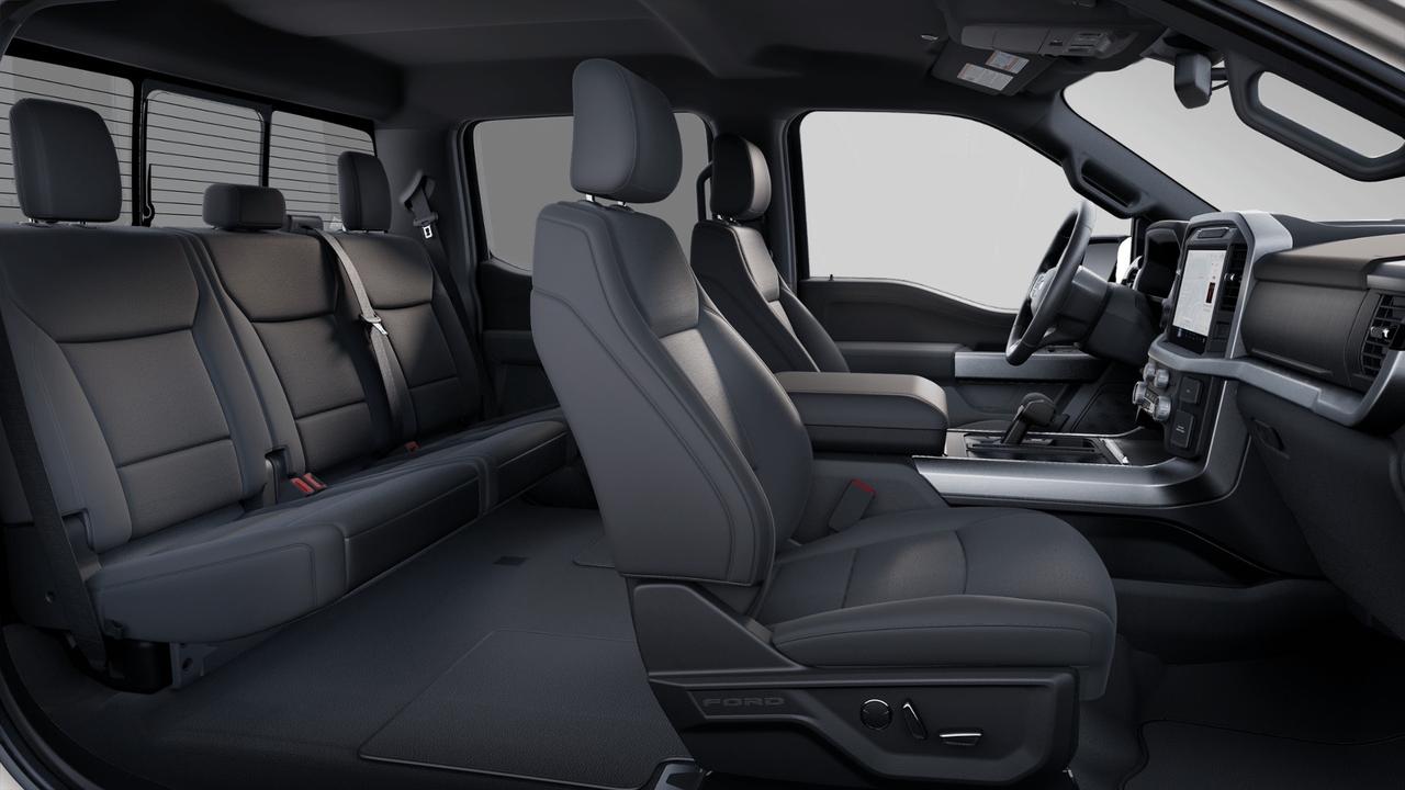 2025 Ford F-150 XLT Photo