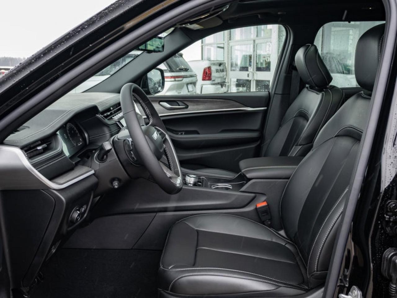 2025 Jeep Grand Cherokee L Limited Photo