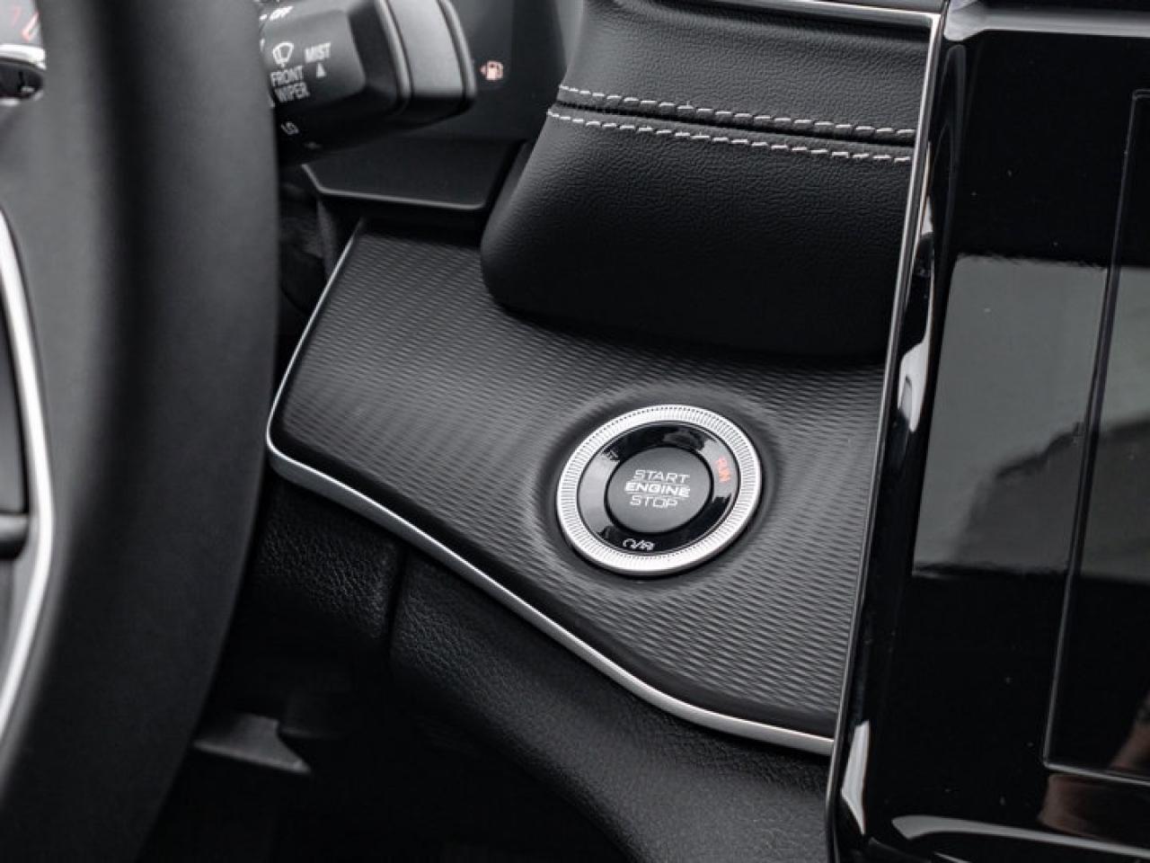 2025 Jeep Grand Cherokee L ALTITUDE Photo