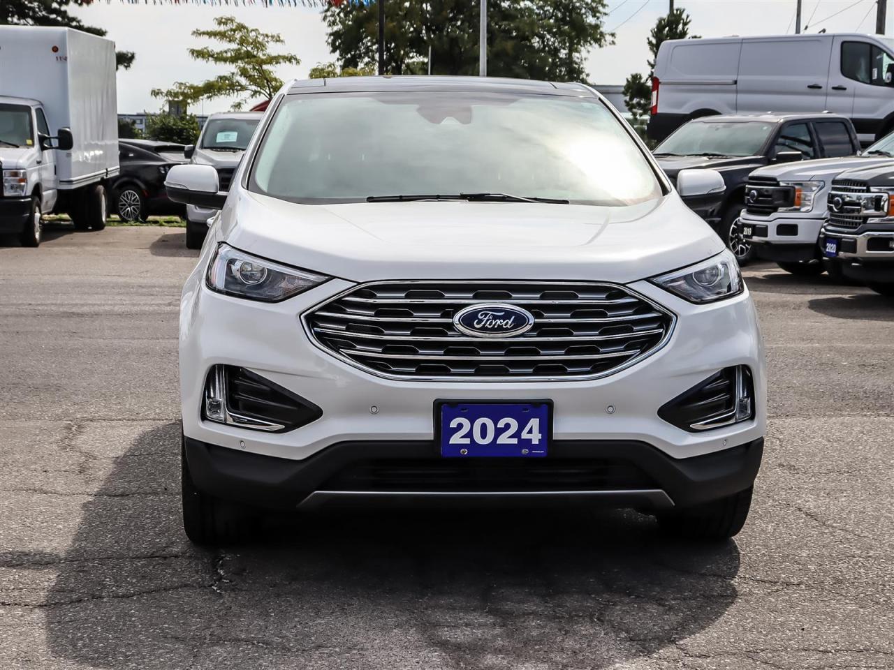 2024 Ford Edge Titanium Roof | Apple Car Play | Navigation | Heated Steering Wheel | Photo