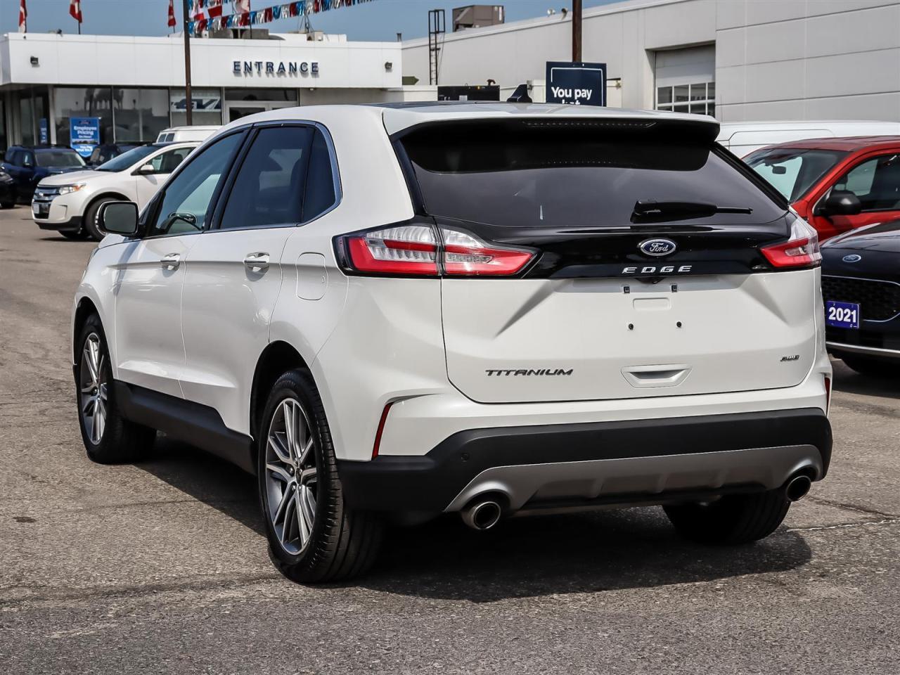 2024 Ford Edge Titanium Roof | Apple Car Play | Navigation | Heated Steering Wheel | Photo