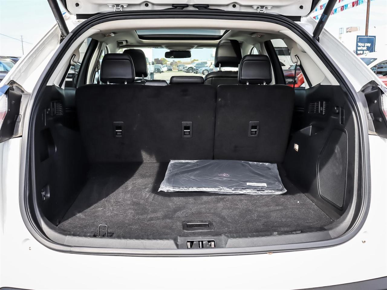 2024 Ford Edge Titanium Roof | Apple Car Play | Navigation | Heated Steering Wheel | Photo