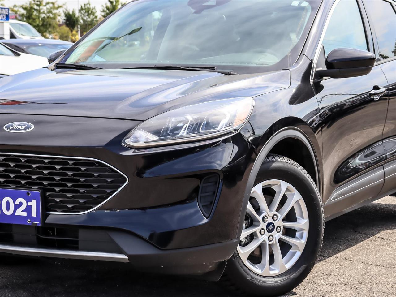 Used 2021 Ford Escape SE Hybrid for sale in Etobicoke, ON