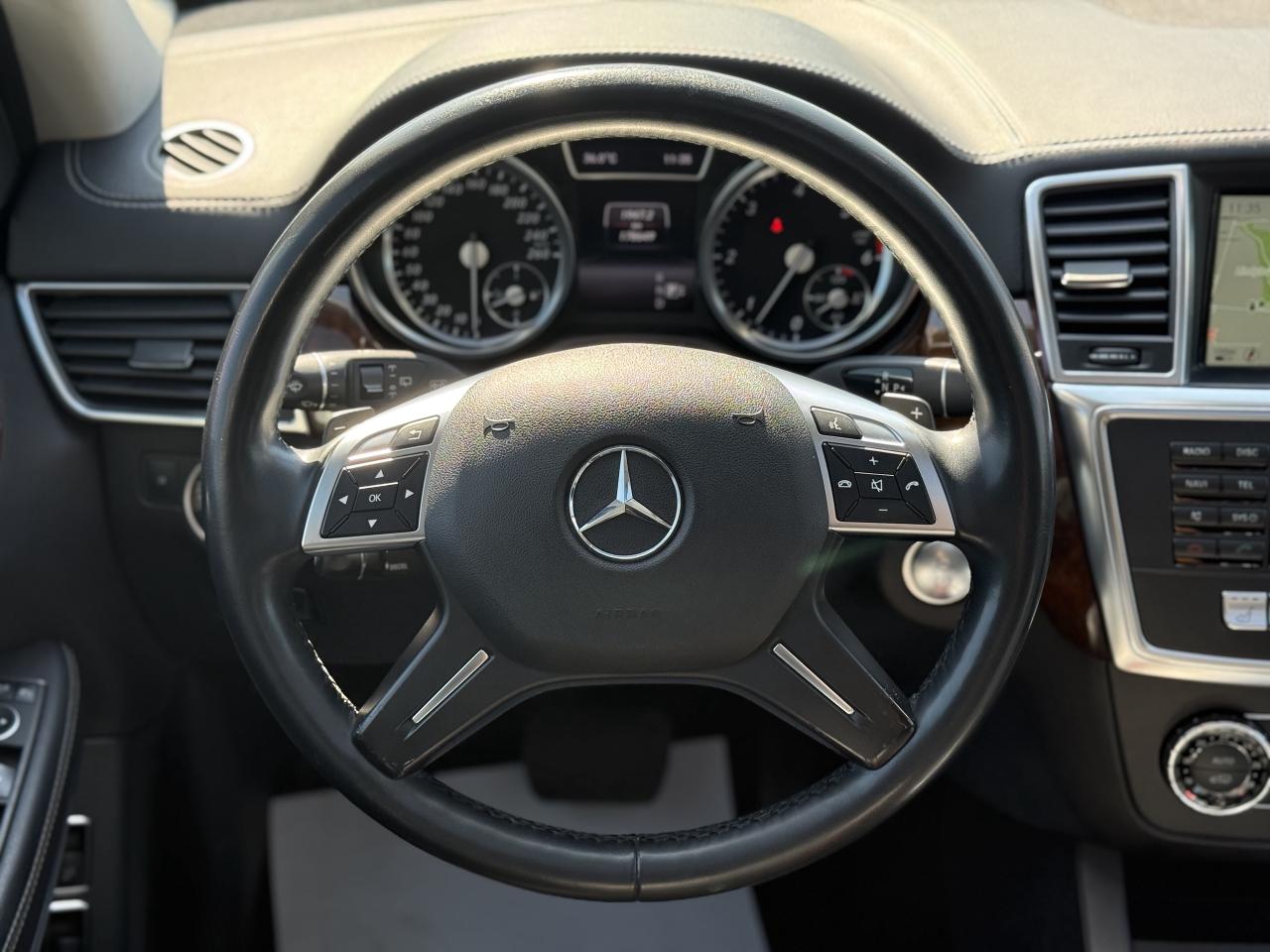 2014 Mercedes-Benz GL-Class //AMG SPORT | 7 SEATER | PANO | LOADED Photo