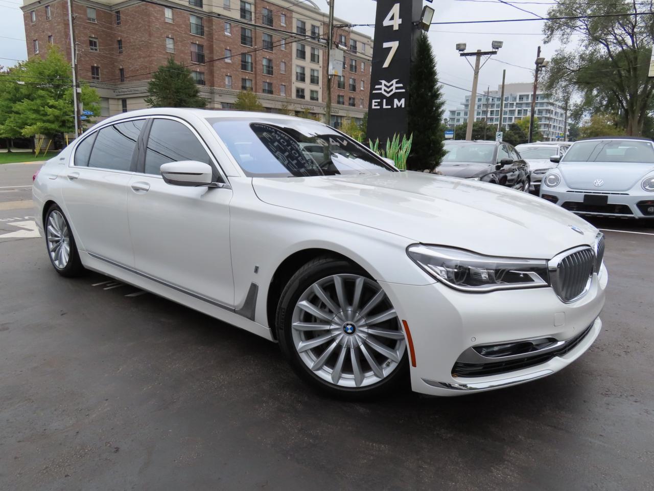 2017 BMW 7 Series 740Le XDrive AWD - Hybrid - Navi - Leather !! Photo