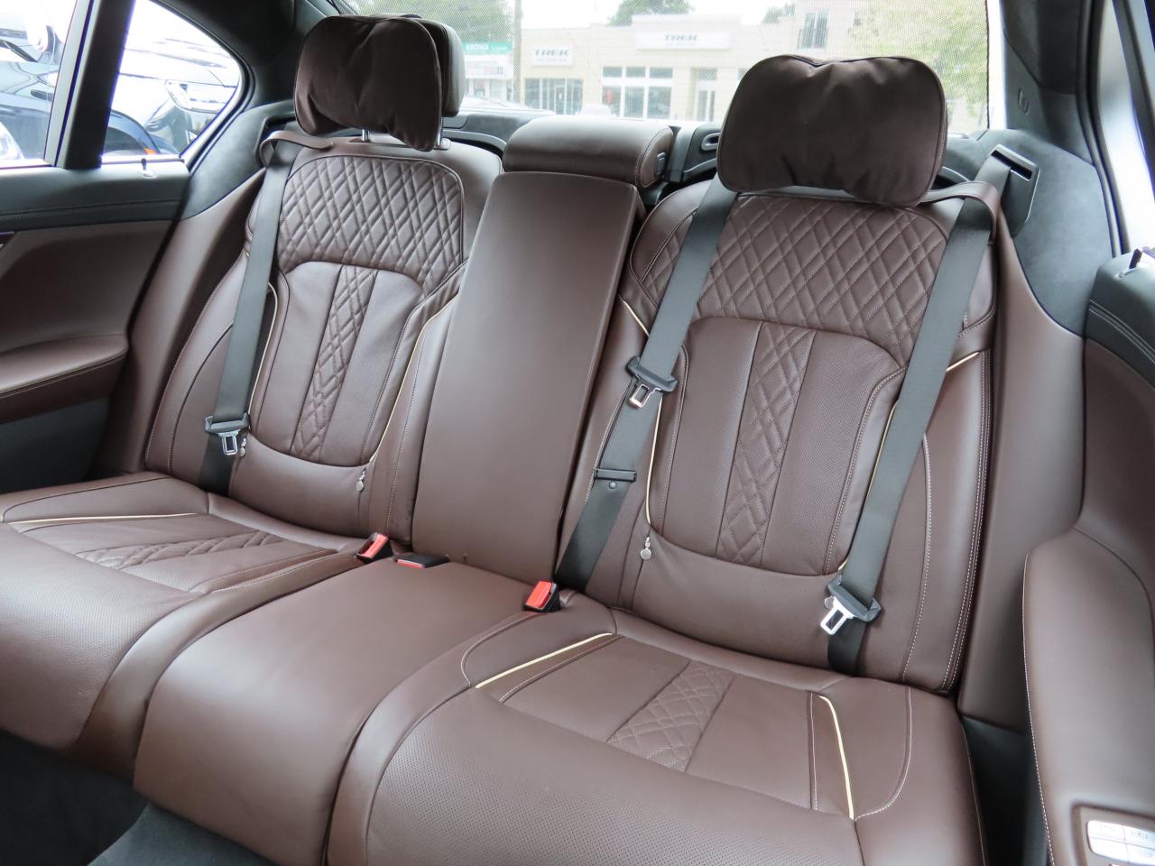 2017 BMW 7 Series 740Le XDrive AWD - Hybrid - Navi - Leather !! Photo