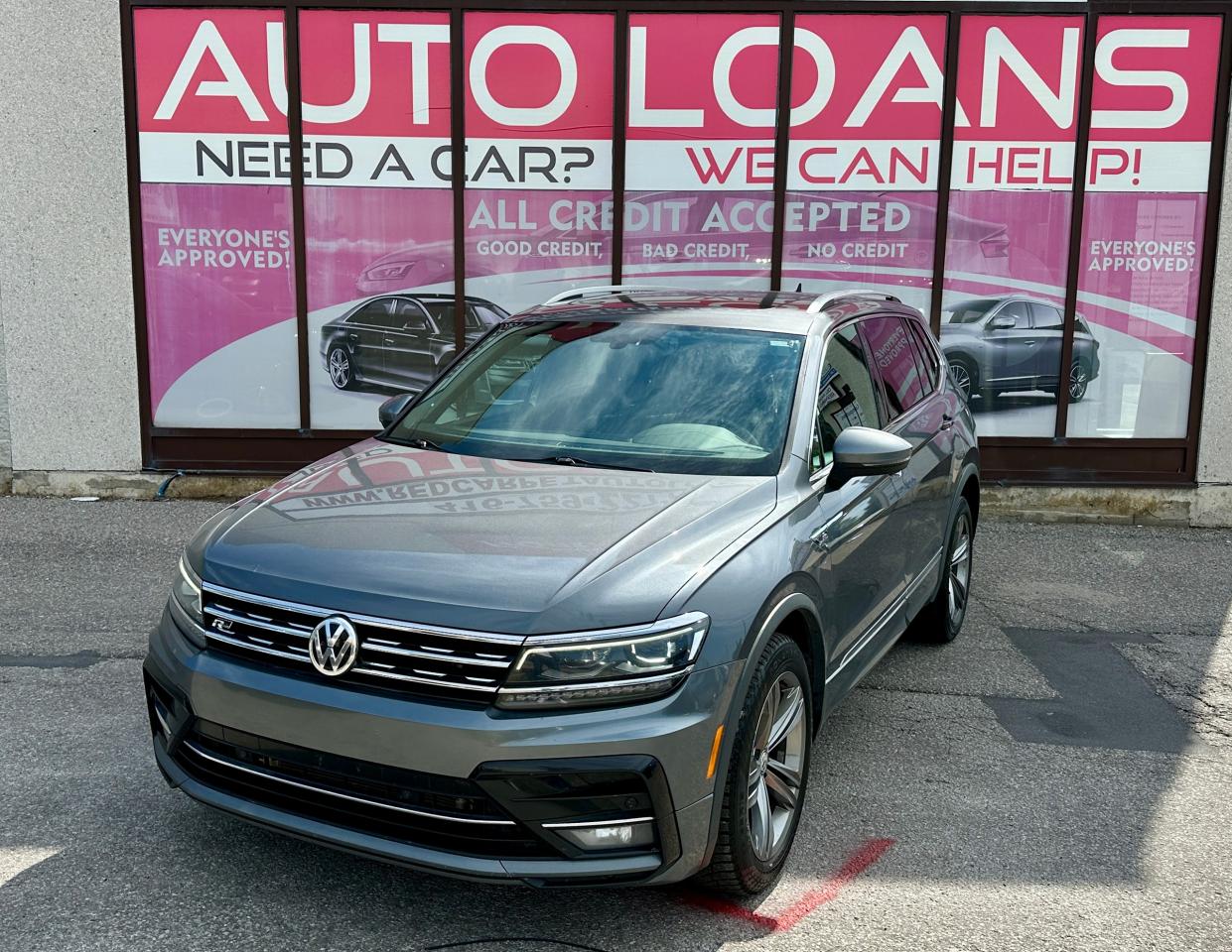 Used 2019 Volkswagen Tiguan HIGHLINE | NO ACCIDENTS | LEATHER | SUNROOF | NAVI for sale in Toronto, ON