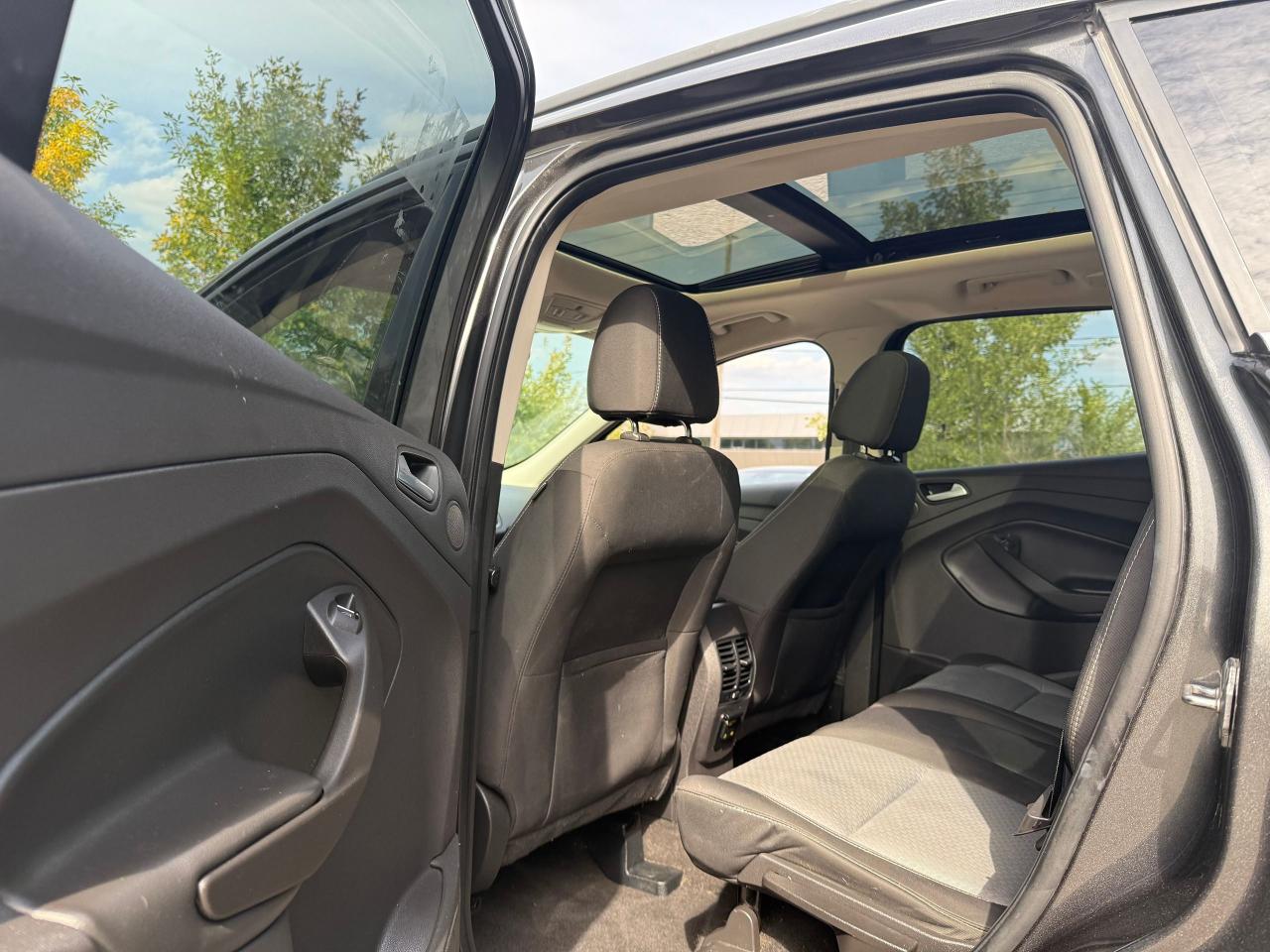 2017 Ford Escape SE 4WD *SAFETY INCL*FINANCING AVAIL*WARRANTY INCL* - Photo #12