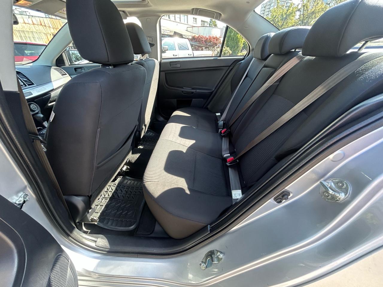 2015 Mitsubishi Lancer SE - Photo #10