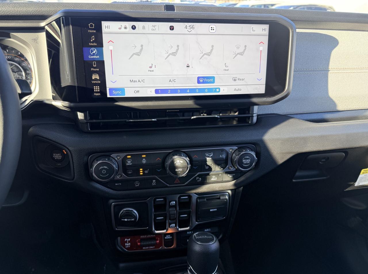 2026 Jeep Gladiator Willys 4x4 Photo