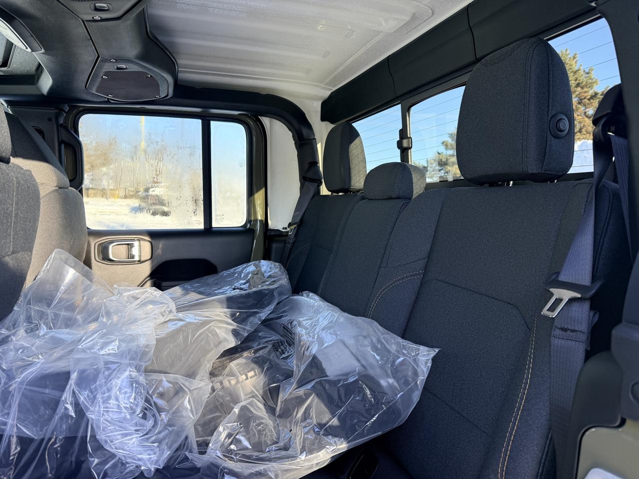 2026 Jeep Gladiator Willys 4x4 Photo