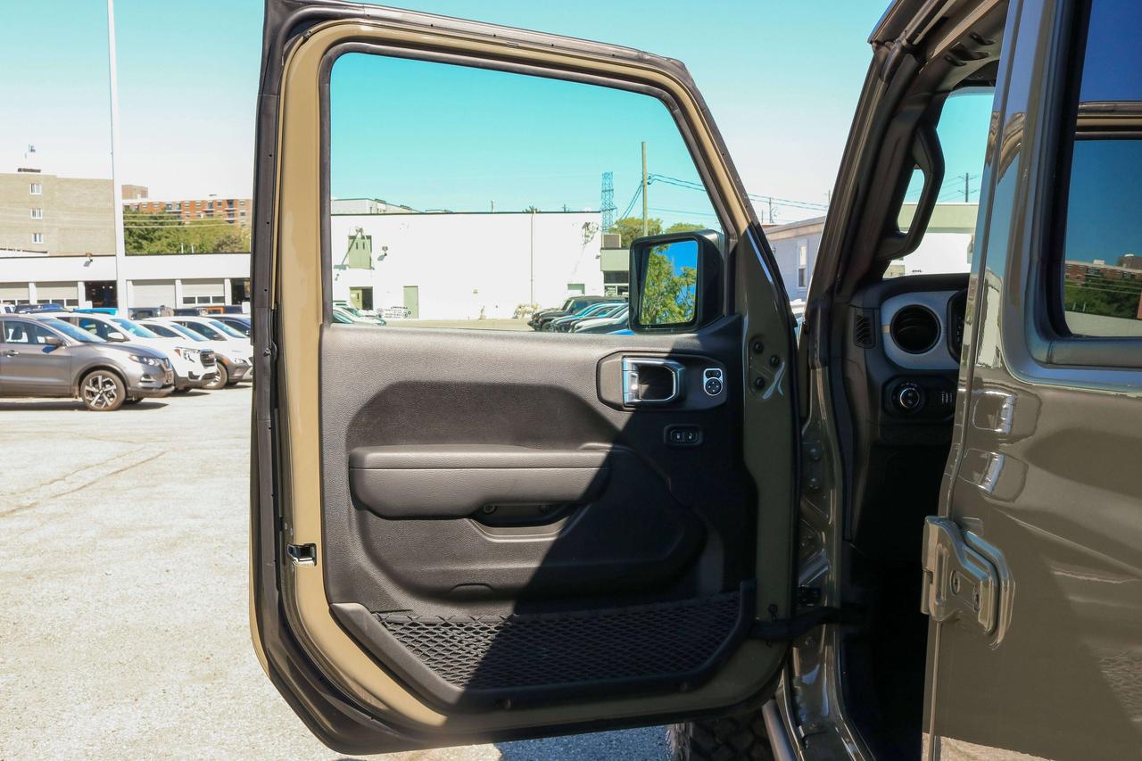 2026 Jeep Gladiator Willys 4x4 Photo