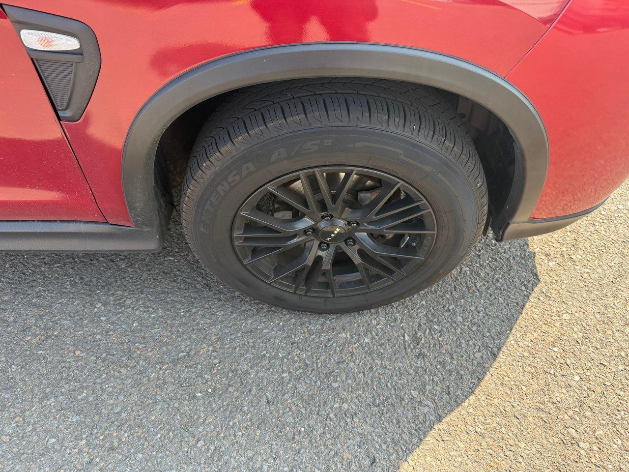 2020 Mitsubishi RVR ES Photo