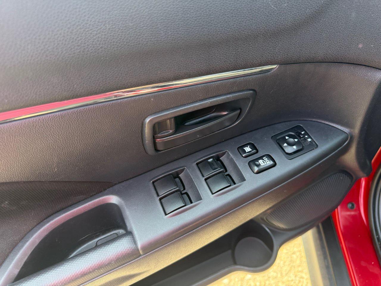 2020 Mitsubishi RVR ES Photo