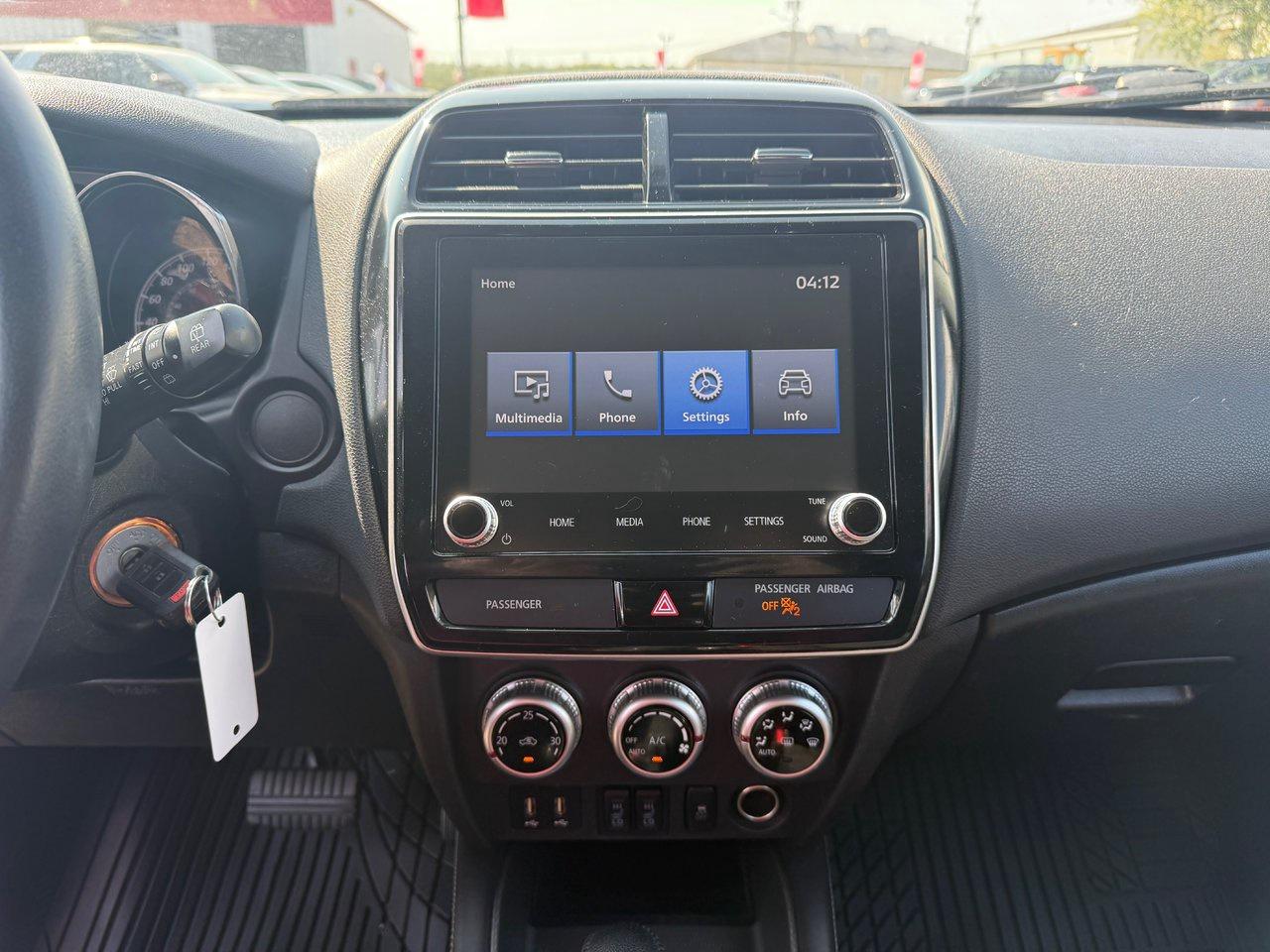 2020 Mitsubishi RVR ES Photo