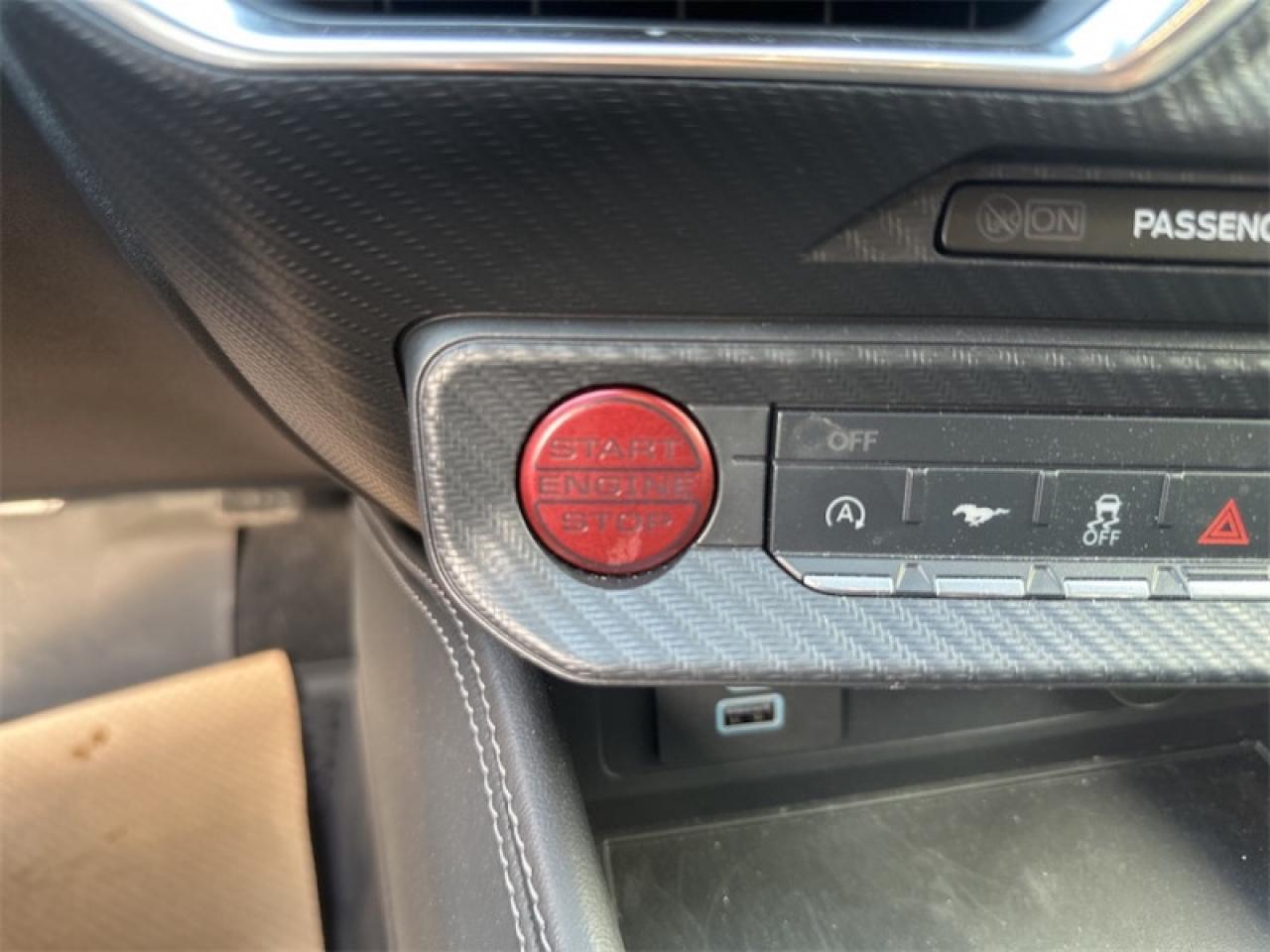 2025 Ford Mustang EcoBoost Premium  - Cooled Seats Photo5