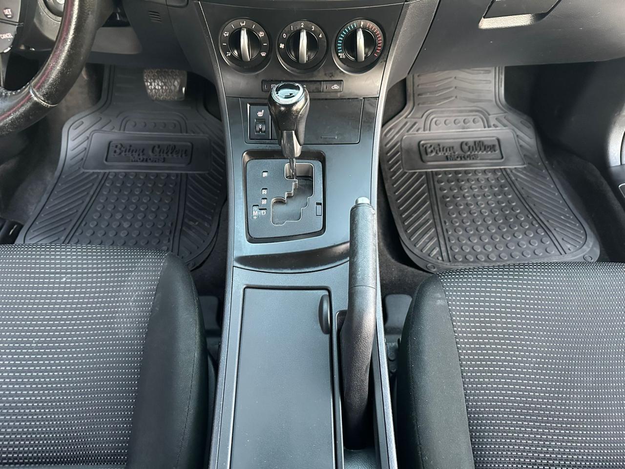 2013 Mazda MAZDA3 GS-SKY - Photo #19