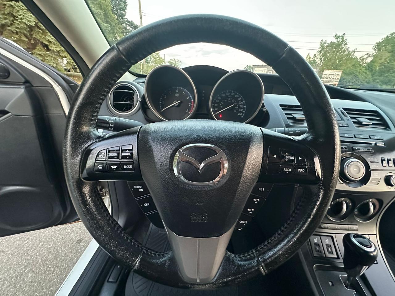 2013 Mazda MAZDA3 GS-SKY - Photo #12