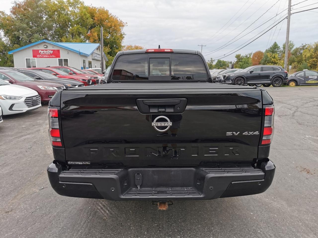 2022 Nissan Frontier SV - Photo #4