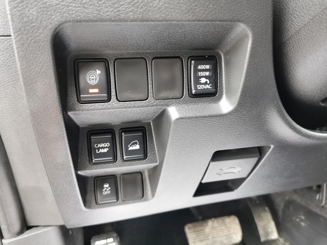 2022 Nissan Frontier SV - Photo #13