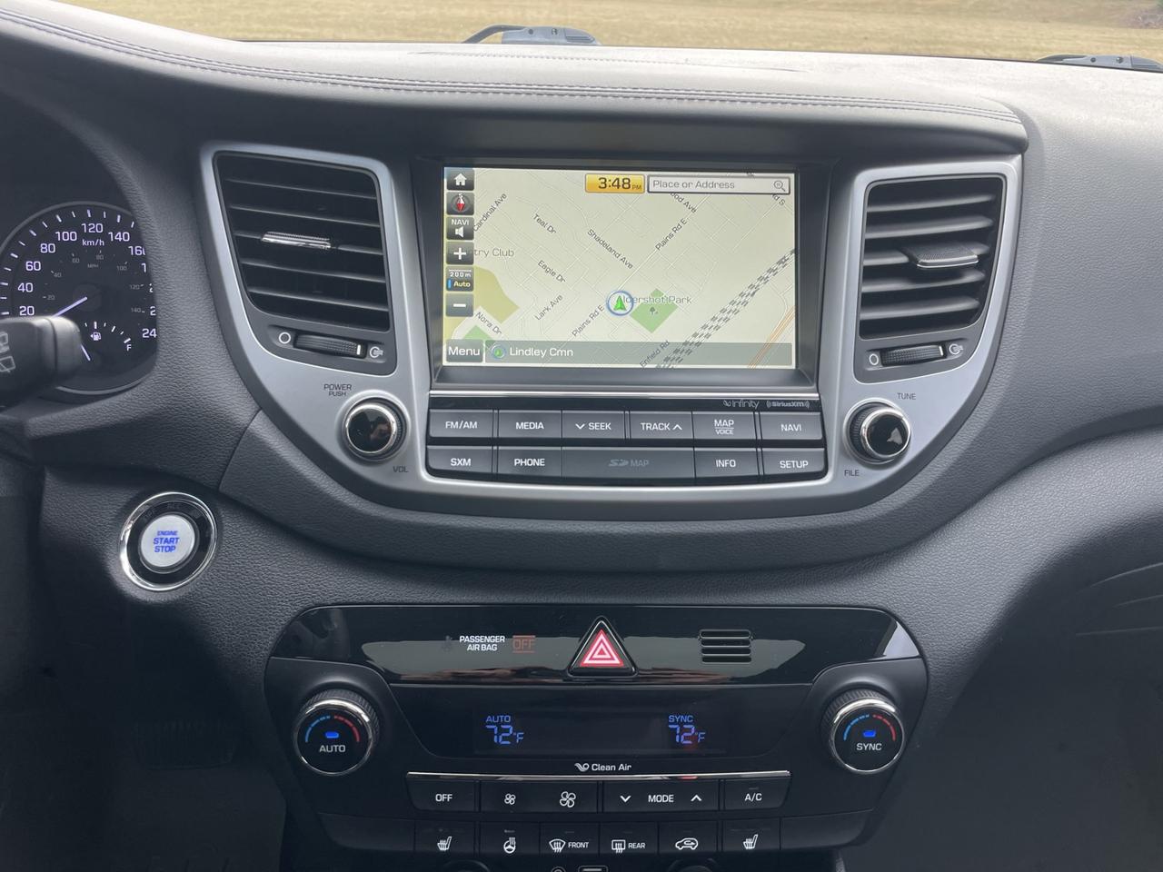 2017 Hyundai Tucson Luxury AWD *Leather/Sunroof/Navigation Photo