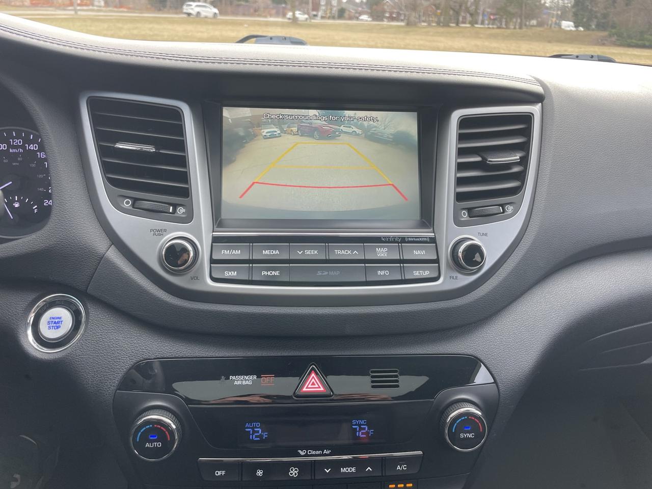 2017 Hyundai Tucson Luxury AWD *Leather/Sunroof/Navigation Photo