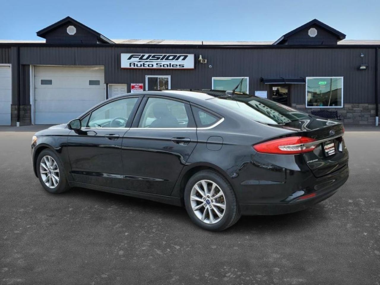 2017 Ford Fusion SE-NAVIGATION-"NO TAX SALE-MAX $2000-LTD TIME ONLY - Photo #3