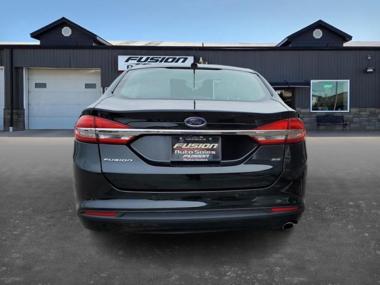 2017 Ford Fusion SE-NAVIGATION-"NO TAX SALE-MAX $2000-LTD TIME ONLY Photo3