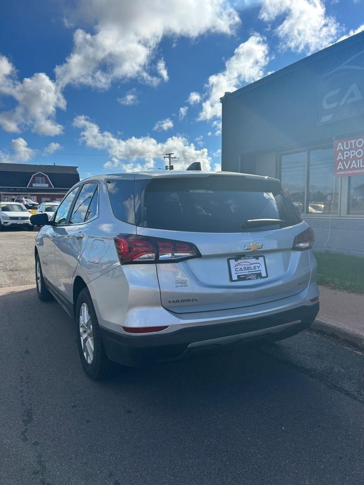 2022 Chevrolet Equinox LT - Photo #6
