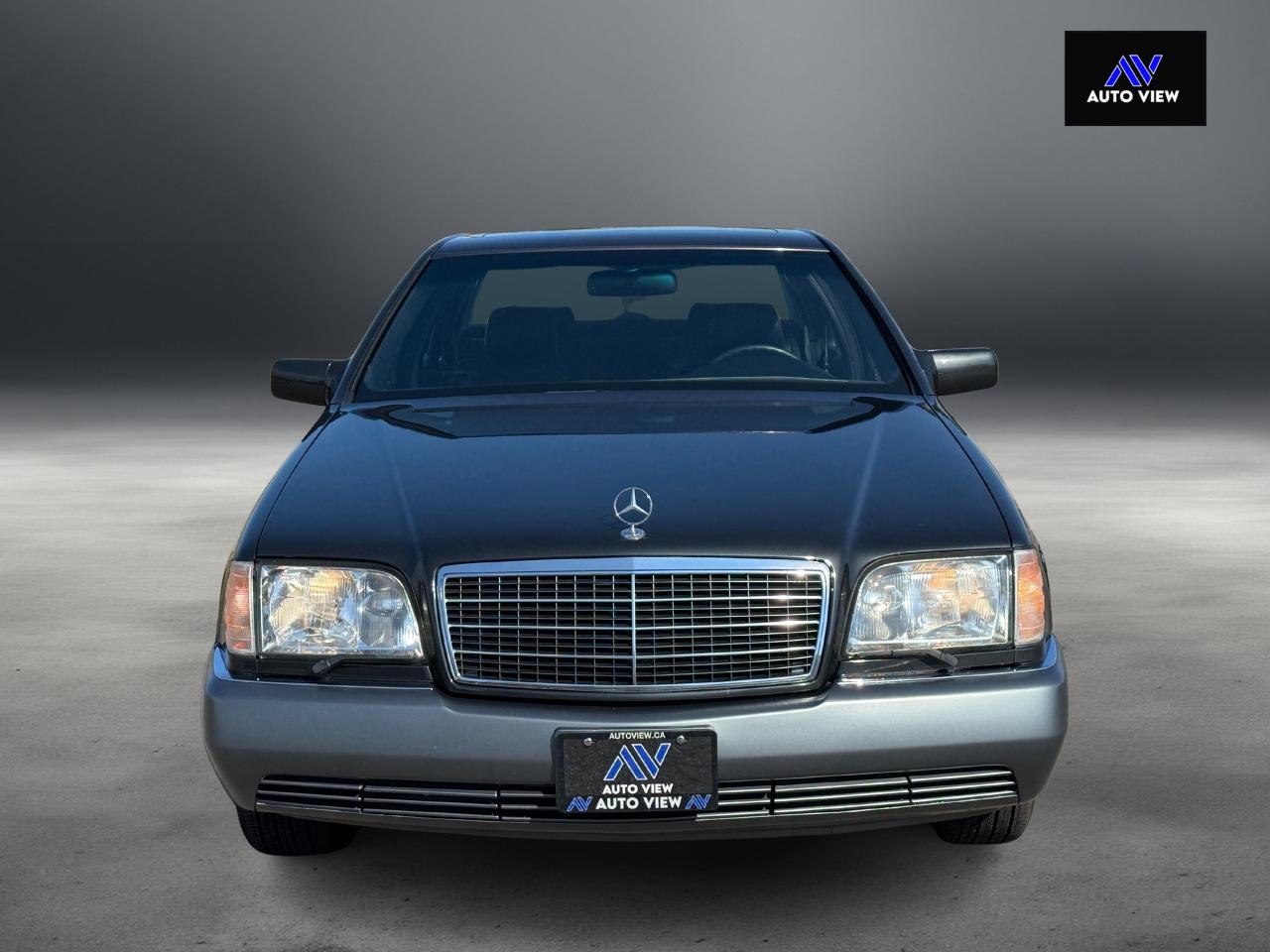 1993 Mercedes-Benz S-Class 500SEL **SUPER LOW KM'S** Photo2