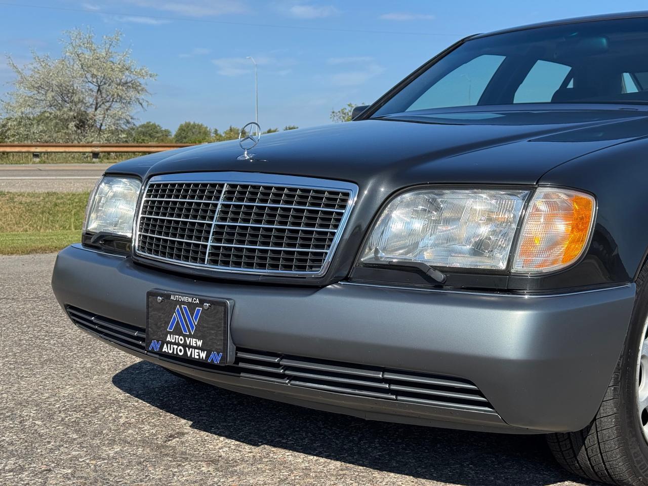 1993 Mercedes-Benz S-Class 500SEL **SUPER LOW KM'S** - Photo #10